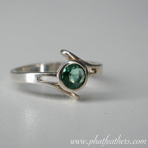 Swirl Emerald Ring