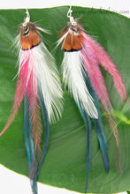 Load image into Gallery viewer, Cute Feather Earrings
