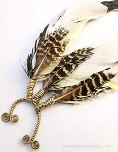Cockatoo Feather Earcuff