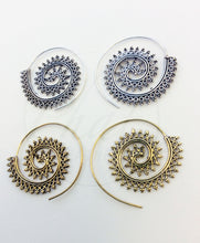 Load image into Gallery viewer, Spikey Spiral Earrings
