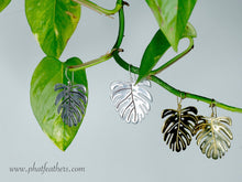 Load image into Gallery viewer, Monstera Leaf Earrings

