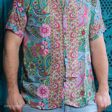 Load image into Gallery viewer, Funky Men’s Short Sleeve Shirt Rainbow
