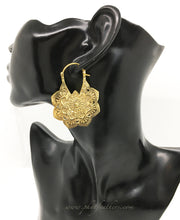 Load image into Gallery viewer, Big Brass Flower Earrings
