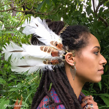 Load image into Gallery viewer, Tribal Feather Earcuff
