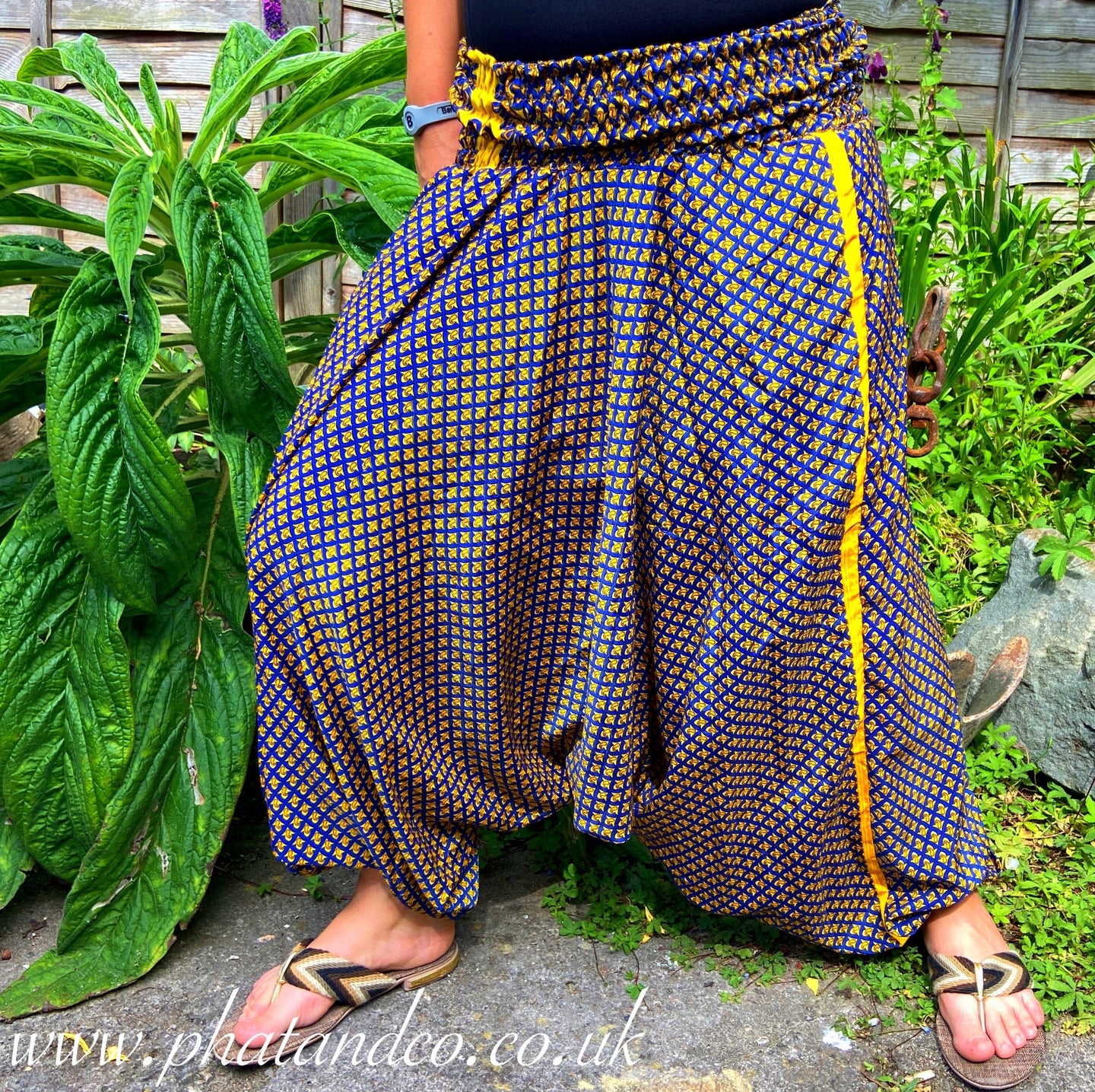 Aladdin Trousers - Dark Blue and Gold