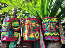 Load image into Gallery viewer, Pink/Yellow Handmade Colombian Wayuu Bag
