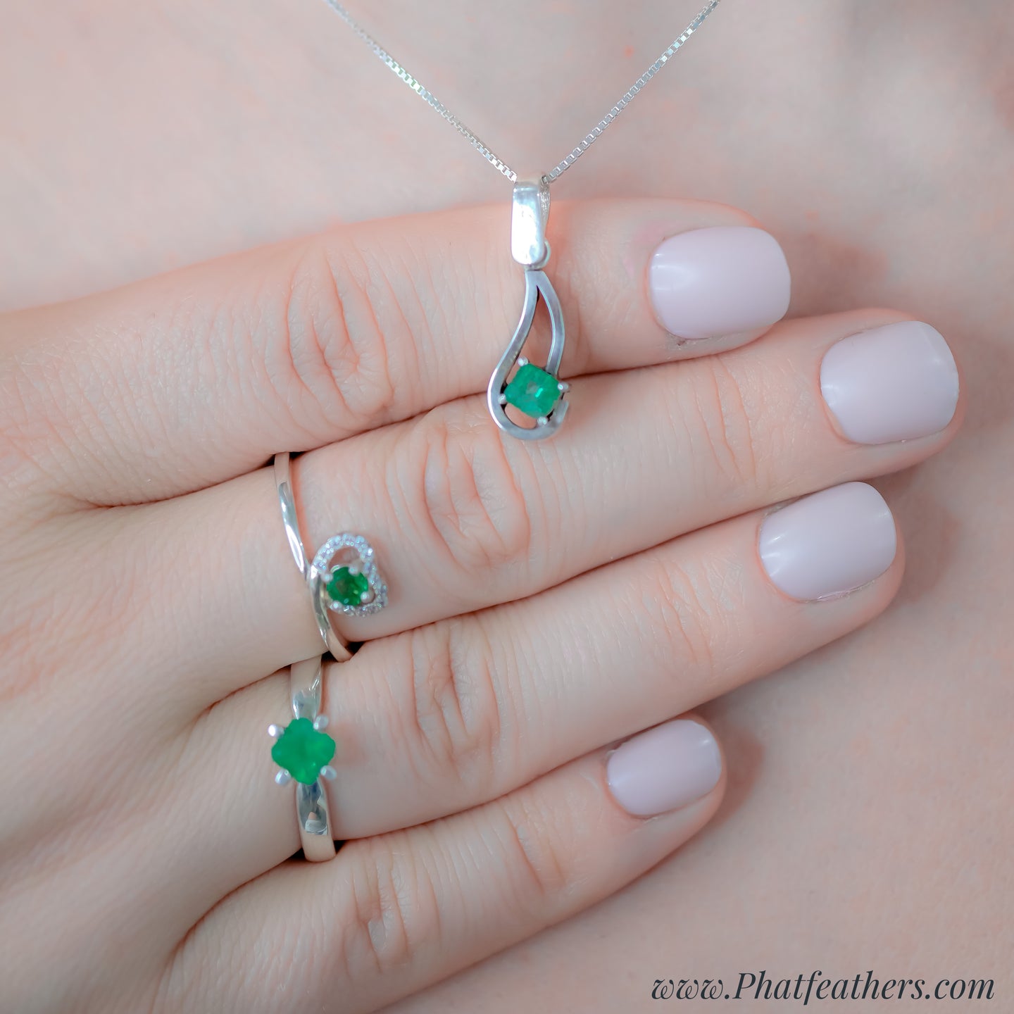 Teardrop Emerald Earrings and Necklace Set
