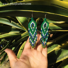 Load image into Gallery viewer, Green and White Beaded Hanging Earrings
