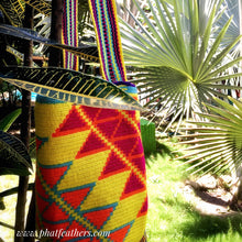 Load image into Gallery viewer, Yellow Handmade Colombian Wayuu Bag
