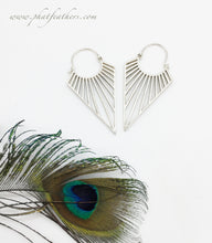 Load image into Gallery viewer, Silver Minimalist Earrings
